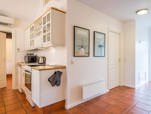 House | Private kitchen - 6 Person Holiday Home in Blavand (Blavand)
