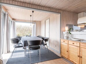 House | Dining - 4 Person Holiday Home in Fano (Fano)