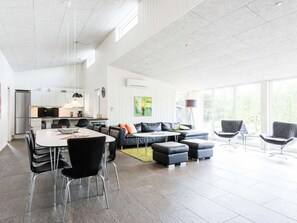 Interior - 8 Person Holiday Home in Blavand (Blavand)