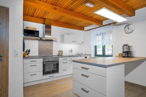 Private kitchen - Ferienwohnungen Jonuscheit (Bodenmais)