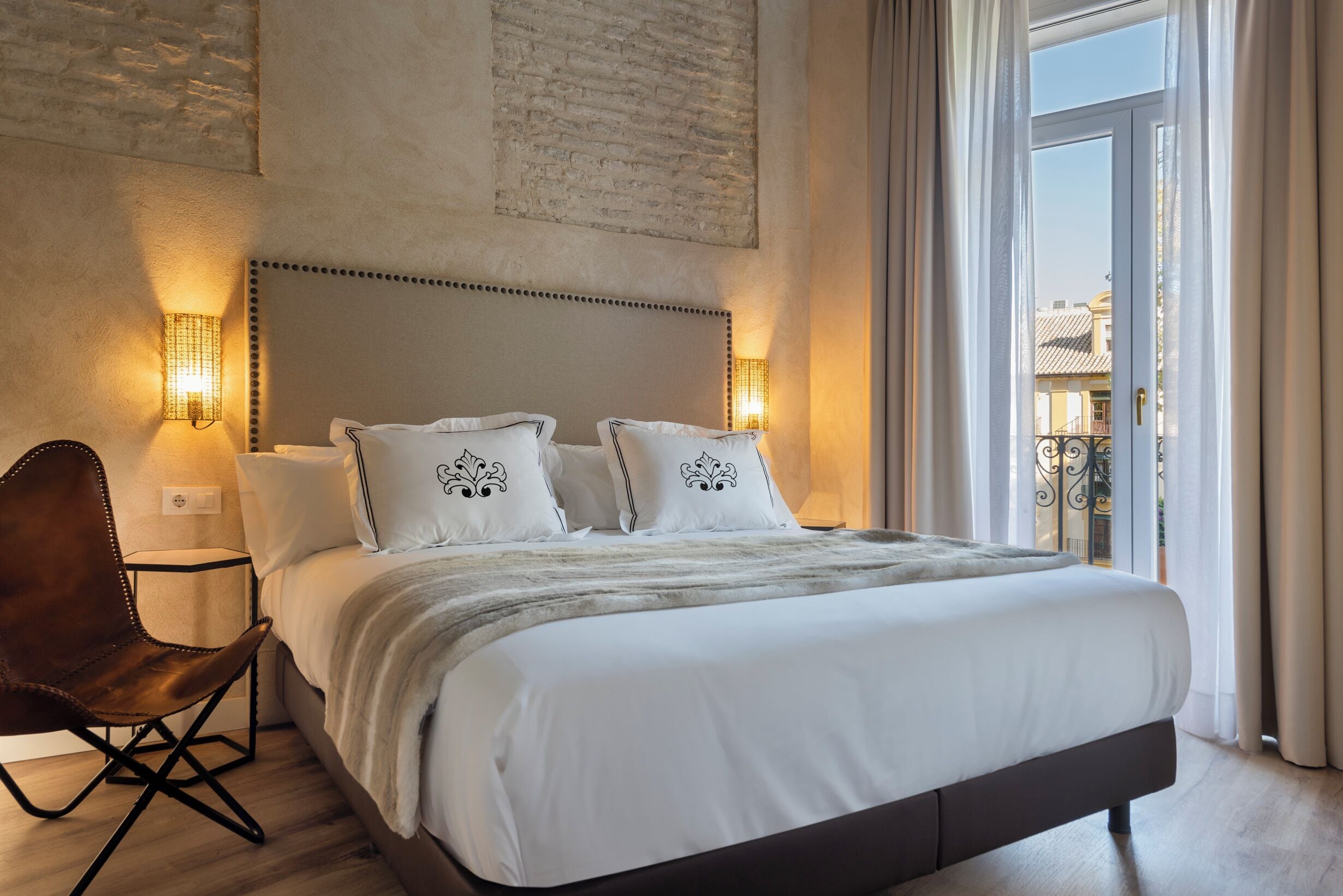 Appartamento Superior, vista città | Biancheria da letto di alta qualità, copriletto in piuma