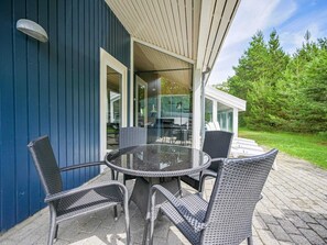 House | Outdoor dining - 10 Person Holiday Home in Norre Nebel (Norre Nebel)