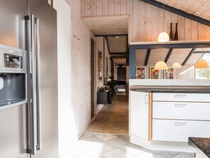 Ferienhaus | Eigene Küche | Kühlschrank, Mikrowelle, Herdplatte, Geschirrspüler