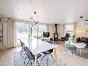 Dining - 6 Person Holiday Home in Blavand (Blavand)