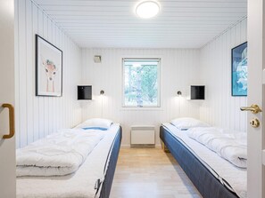 3 bedrooms, individually furnished, bed sheets