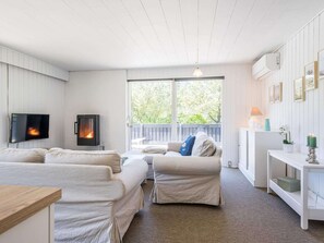 Living area - 5 Person Holiday Home in Norre Nebel (Norre Nebel)