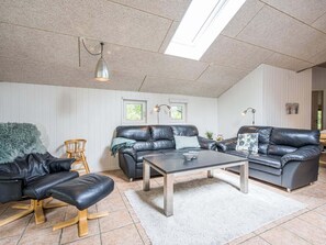 Living area - 8 Person Holiday Home in Blavand (Blavand)