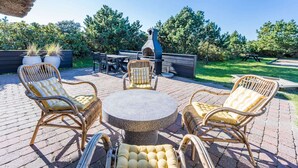 Outdoor dining - 8 Person Holiday Home in Blavand (Blavand)