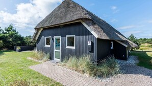 Exterior - 8 Person Holiday Home in Blavand (Blavand)