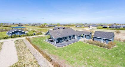 5 Star Holiday Home in Tarm