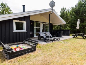 House | Exterior - 4 Star Holiday Home in Henne (Henne)