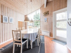 House | Dining