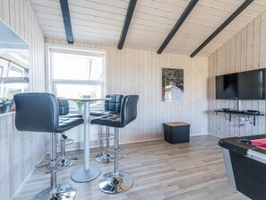 House | Interior - 10 Person Holiday Home in Henne (Henne)