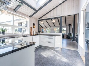 House | Interior - 10 Person Holiday Home in Henne (Henne)