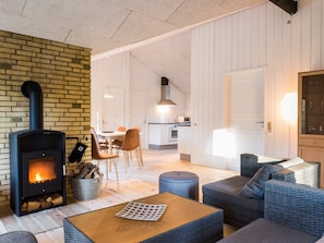 Living room - 6 Person Holiday Home on a Holiday Park in Oksbøl (Oksbol)