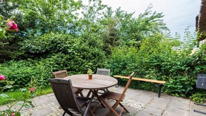 Exterior - 4 Person Holiday Home in Henne (Henne)