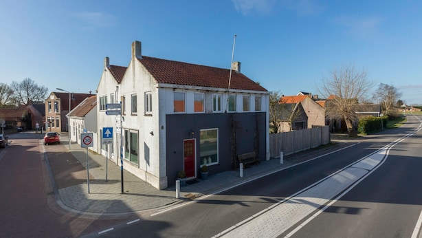 Exterior - Attractive House with Garden in Center near Beach (Groede)
