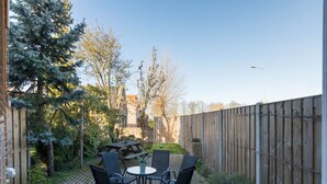 Balcony - Attractive House with Garden in Center near Beach (Groede)