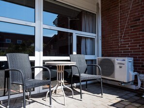 Balcony - 6 Person Holiday Home on a Holiday Park in Blåvand (Blavand)