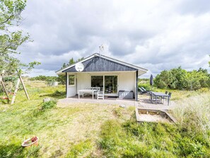 Exterior - 5 Person Holiday Home in Blavand (Blavand)