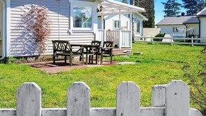 Unclassified image, 2 of 22, button - 5 Person Holiday Home in HJO (Hjo)