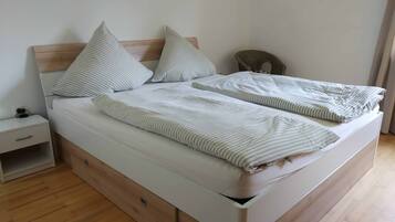 Apartment, Ground Floor | 2 bedrooms, free WiFi