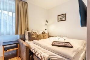 2 Schlafzimmer, Bügeleisen/Bügelbrett, kostenloses WLAN, Bettwäsche