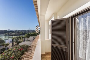 Property grounds - Villa "Casa Da Ermida" near the beach and golf course, with Wi-Fi, terrace and garden (Budens)