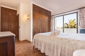 3 soveværelser, strygejern/strygebræt, gratis Wi-Fi, sengetøj