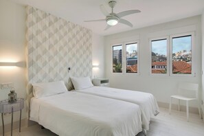 2 chambres, fer et planche à repasser, Wi-Fi gratuit, draps fournis