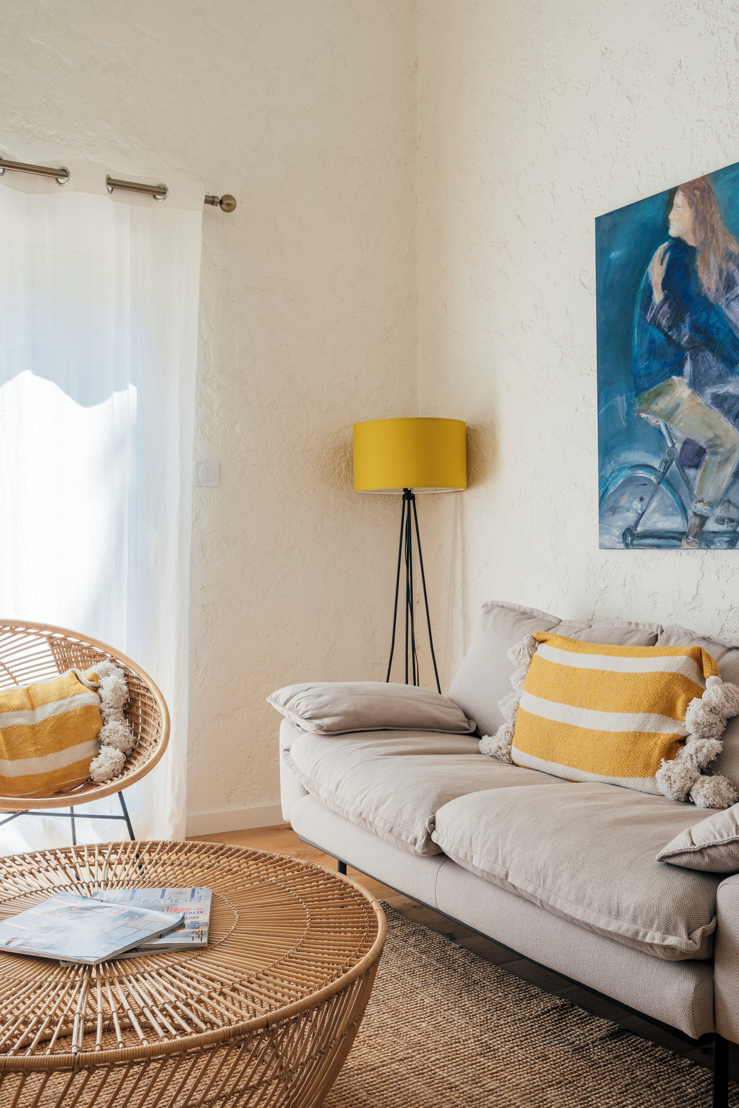 apartment, 2 bedrooms | living area | flat-screen tv