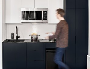 Fridge, microwave, coffee/tea maker, toaster