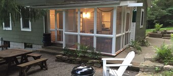 Farmhouse on 300 acres with 2 lakes near the heart of Amish Country