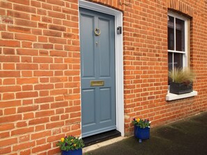 Exterior detail - A Character Cottage in Historical Canterbury - Pass the Keys (Canterbury)