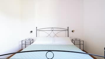 2 soverom, barnesenger, wi-fi (inkludert) og sengetøy