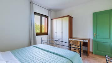 2 Schlafzimmer, Babybetten, kostenloses WLAN, Bettwäsche