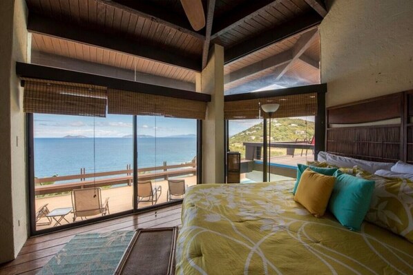 3 bedrooms, iron/ironing board, travel crib, free WiFi