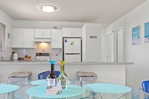 Private kitchen - Shoreline Unit 3 Intrepid Close 1 (Nelson Bay)