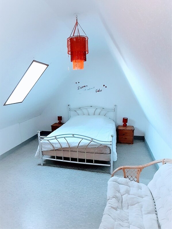 1 bedroom, iron/ironing board, WiFi