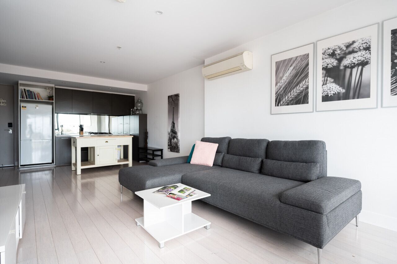 UPTOWN | City Views in the Heart of South Yarra