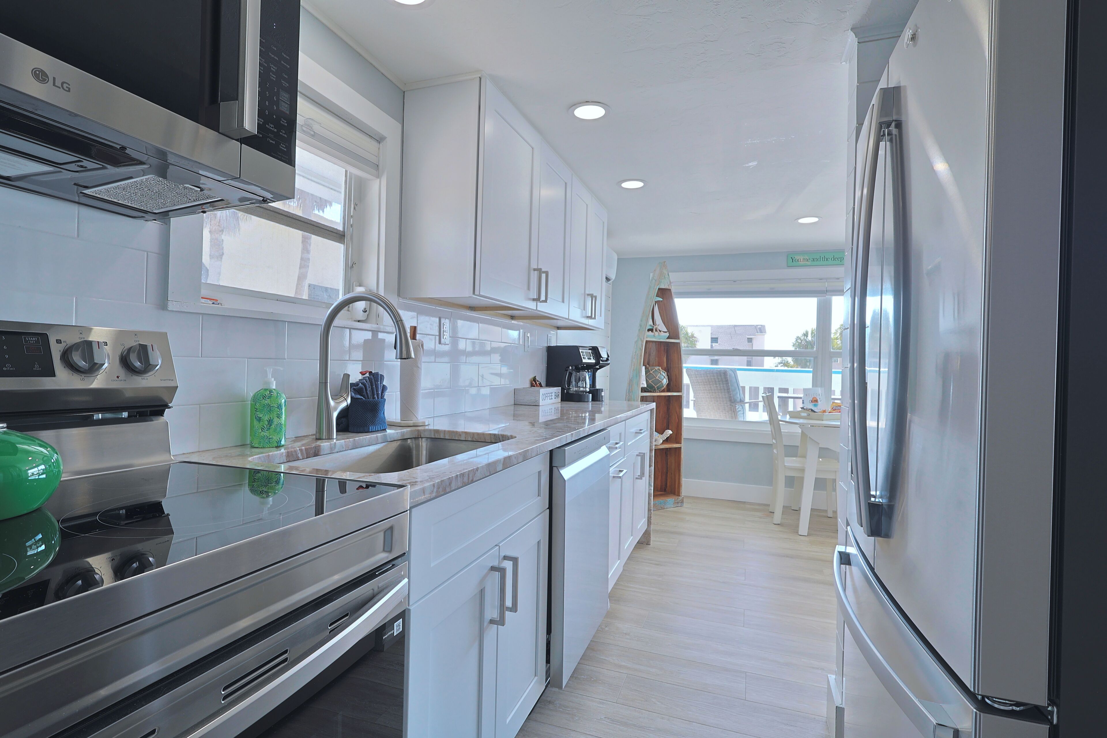 Microwave, stovetop, dishwasher, coffee/tea maker