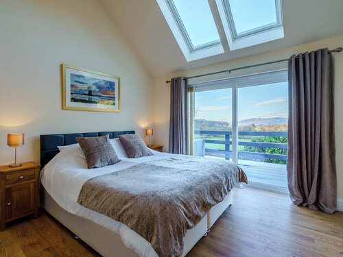 3 Schlafzimmer Unterkunft in Duror