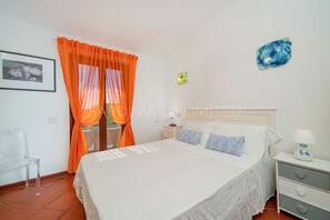 4 chambres, lit parapluie, accès Internet