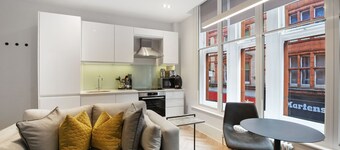 VICTORIA HOUSE by Aeria Apartments