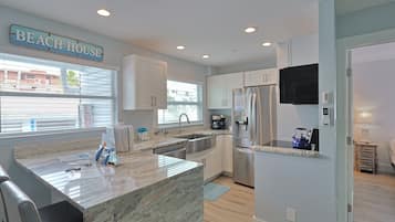 Microwave, stovetop, dishwasher, coffee/tea maker