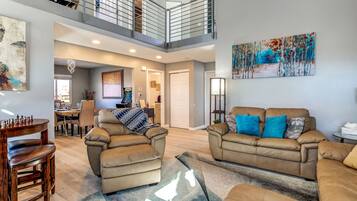 Smart TV, fireplace, video games