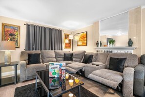 Télévision, table de tennis de table