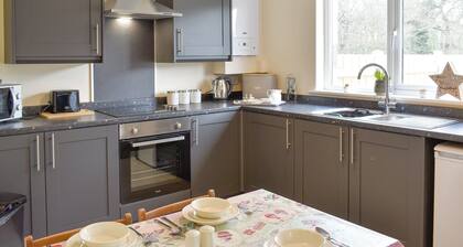 Two Dorchester Drive - UK32036