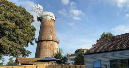 2 bedroom accommodation in Sutton, near Stalham