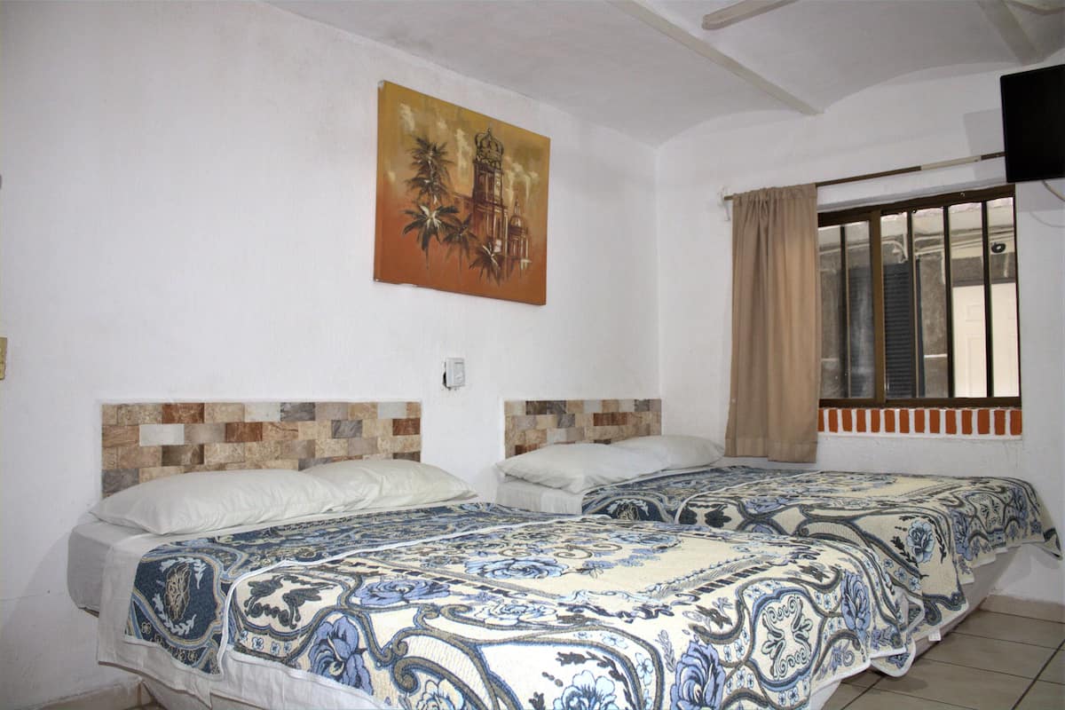 Habitación estándar | Wifi gratis y ropa de cama